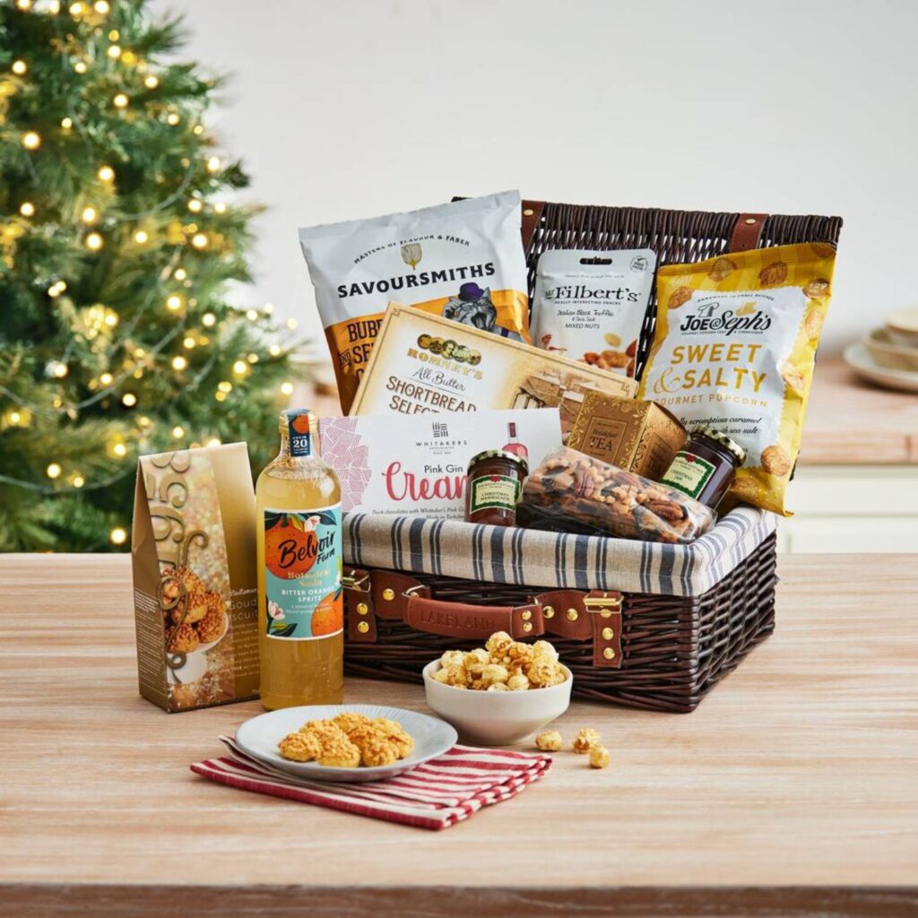 How to Build Your Own Christmas Hamper at Home