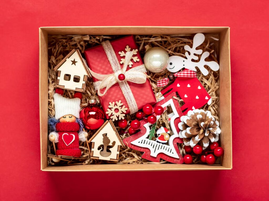 How to Build Your Own Christmas Hamper at Home