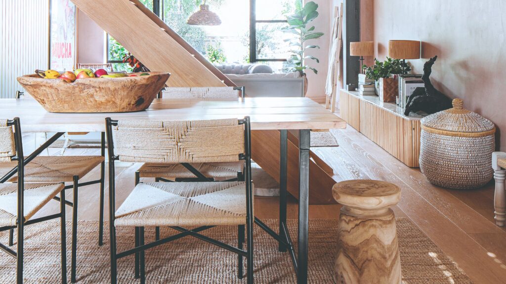 Choosing a Dining Table and Chair Set That Lasts